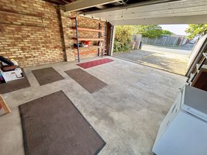 Garage- click for photo gallery